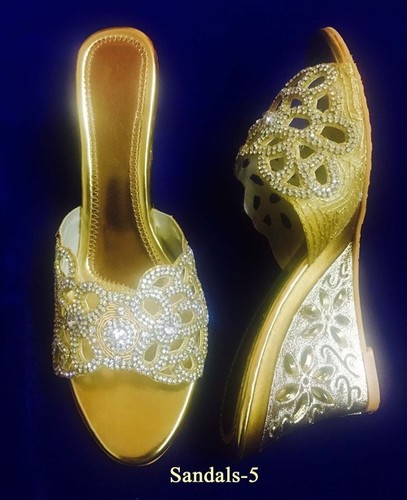 ट्रेडिशनल सैंडल