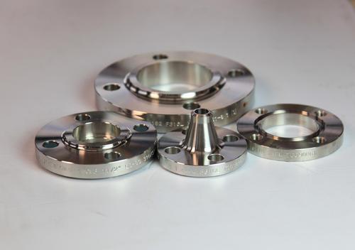 Stainless Steel 304 Flanges - 1/2" to 24", 150 PSI, ASTM A182 | Mill Finish, +/-0.01 mm Tolerance, Ideal for Pipe Connections and Industrial Applications