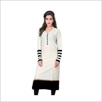 सादा कुर्तियाँ