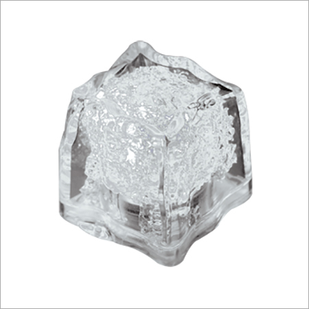 आइस क्यूब मशीन