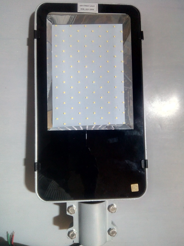 Metal Led Street Lights - Color: Grey And Black