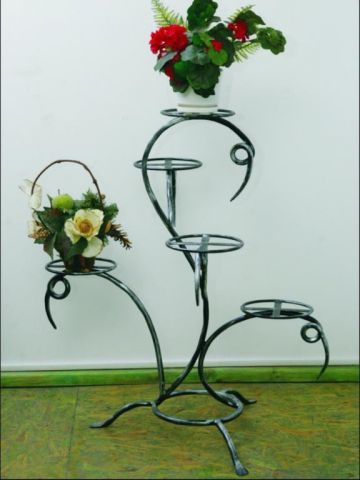 Beautiful Pot Stand