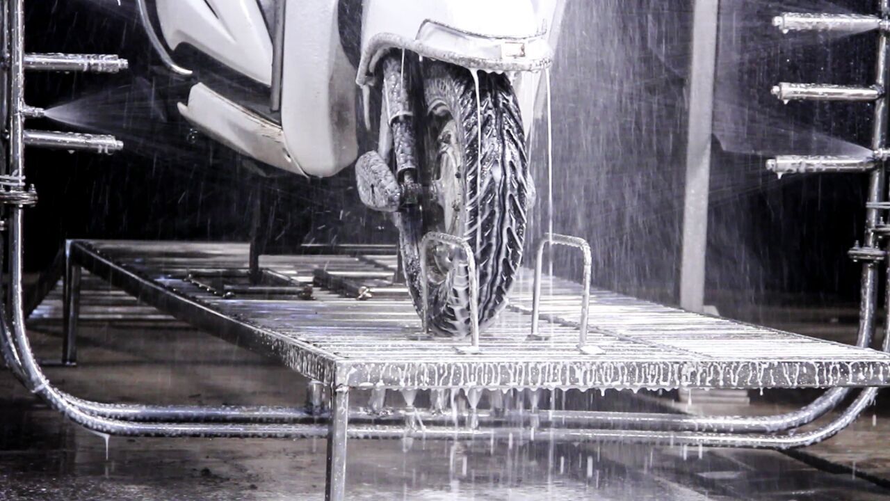 Automatic Fourwin Two Wheeler Wash System
