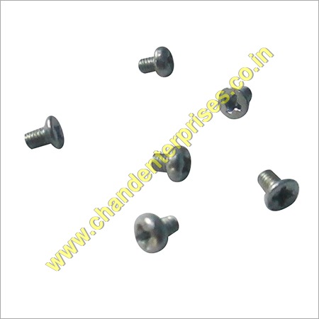 छोटे आकार का पेंच