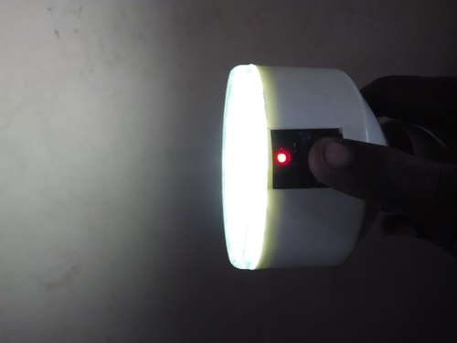 ऑटो सेंसिंग LED लाइट्स