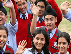 स्कूल की वर्दी