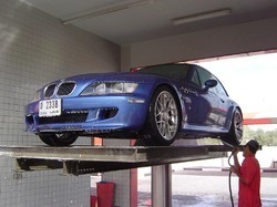 केंद्र पोस्ट कार वॉश लिफ्ट