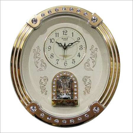 प्लास्टिक की दीवार घड़ी
