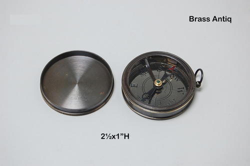 नौसैन्य सजावट की वस्तु