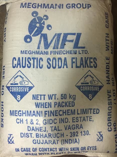 Caustic Soda Flakes - Industrial Grade Sodium Hydroxide, Inorganic Chemical | High Purity Naoh For Diverse Applications