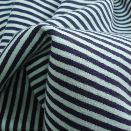 लाइट इन वेट यार्न डाईड फ्लीस फैब्रिक