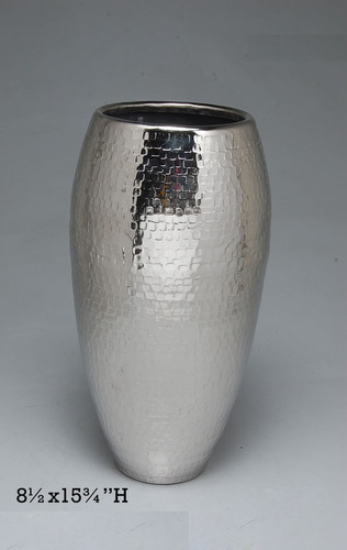 एल्युमिनियम फूलदान