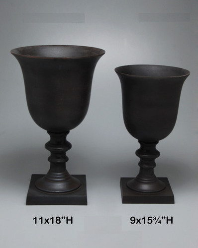 एल्यूमिनियम फूलदान