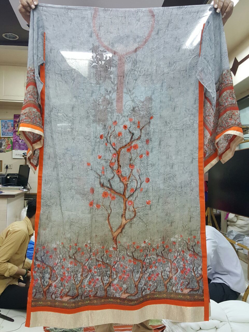Un Stitch Suits