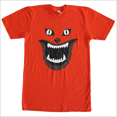 डिजाइनर टी-शर्ट