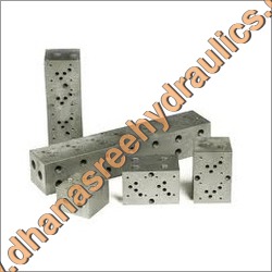 Hydraulic Manifold Block - Metal, 7/16-20 UNF Port Size, Silver Coated | High Strength, Abrasion Resistant, 21 MPA Pressure, Ideal for Power Packs and Hydraulic Systems