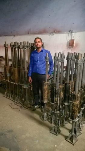 औद्योगिक फाउंडेशन बोल्ट