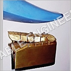 टो लास्टिंग इंजेक्टर क्राउन