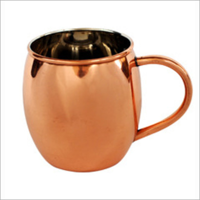 स्पष्ट तांबे के मग