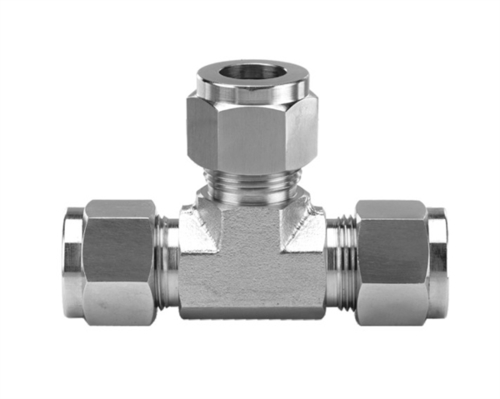 सिल्वर ओल्ड यूनियन टीज़