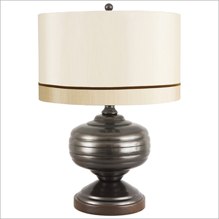 आधुनिक फर्श लैंप