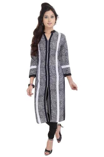 ट्रेंडी रेयान कुर्ति