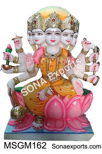 संगमरमर पर नक्काशी: देवी गायत्री माता की प्रतिमा, मूर्ति