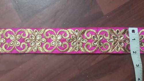 हैंडवर्क डिजाइनर लेस