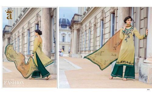 Crepe Salwar Kameez