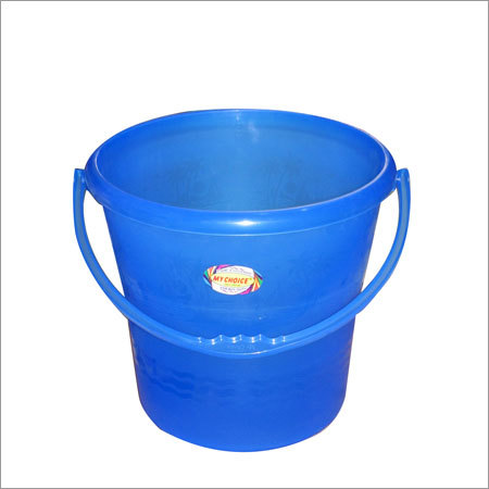 प्लास्टिक की बाल्टी