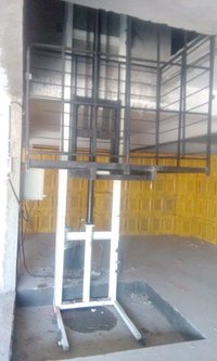 Hydraulic Goods Lift