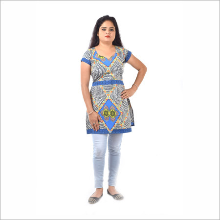 महिलाओं का प्रिंटेड टॉप