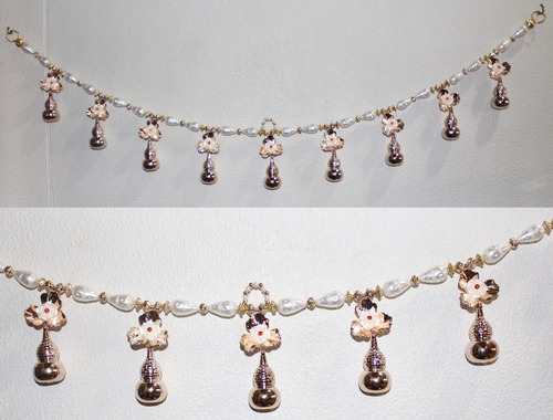 लटकता हुआ तोरण