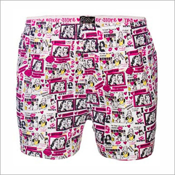 लड़कियों की शॉर्ट्स