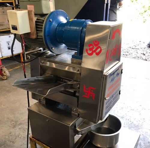 Stainless Steel table top Sugar Cane Crusher