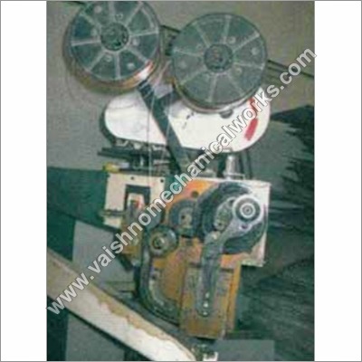 Green And Cream Box Stitching Machine