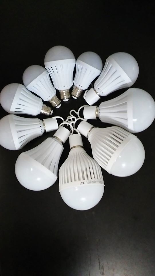 Led Magic Rechargeable Bulb 7w - White, 6500â°c Color Temperature, B22 Base | Round Shape, Power Factor 0.9, Input Voltage 85-265v, 1 Year Warranty