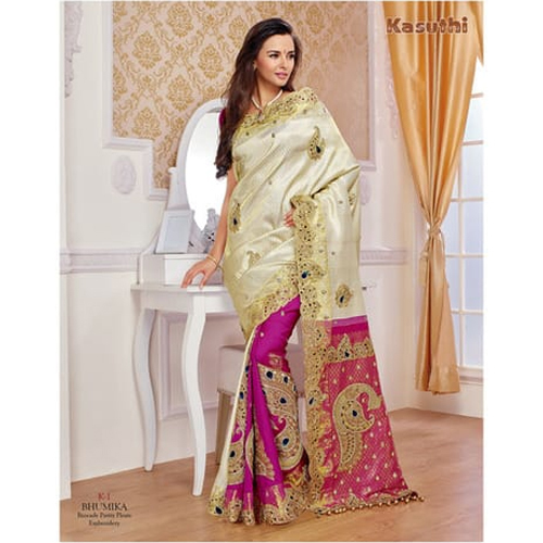 ब्रोकेड कढ़ाई वाला रेशमी साड़ी