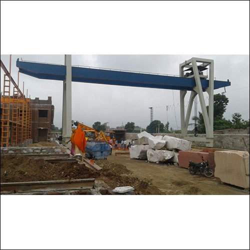 मंदिर निर्माण ठेकेदार