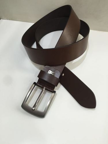 चमड़े की बेल्ट