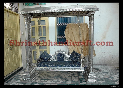 धातु का चांदी का झुला 019