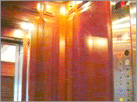 स्वचालित यात्री लिफ्ट