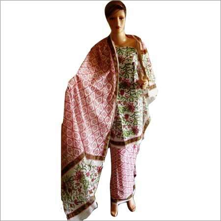 ब्लॉक प्रिंटेड कॉटन सूट्स