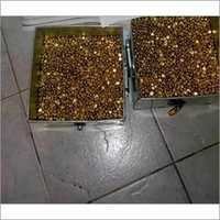 स्वच्छ सोने के टुकड़े