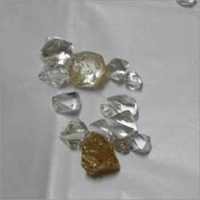 ढीले खुरदुरे प्राकृतिक हीरे