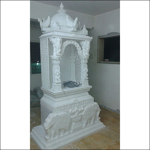 आउटडोर मार्बल मंदिर