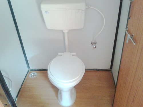 पोर्टेबल टॉयलेट