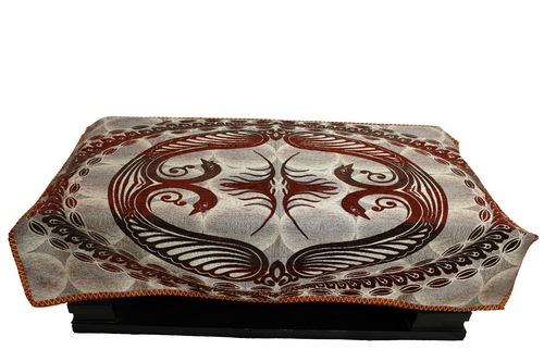 टिकाऊ मयूर प्रिंटेड टेबल पैनल