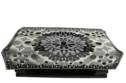 टिकाऊ पेशेवर टेबल कवर