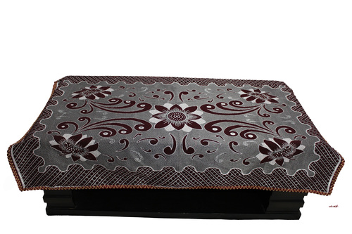 टिकाऊ मैरून किटकैट फ्लावर प्रिंटेड टेबल पैनल